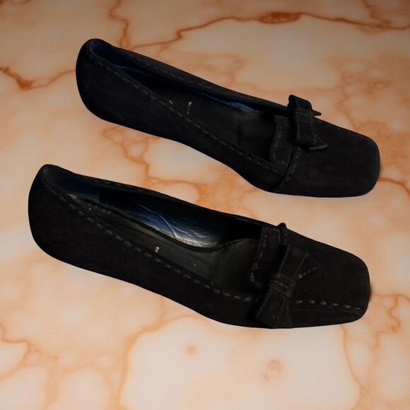 Vintage Prada Black Suede Kitten Heel Bow Detail Slip On Loafer Size 37 US 7 - Picture 8 of 13